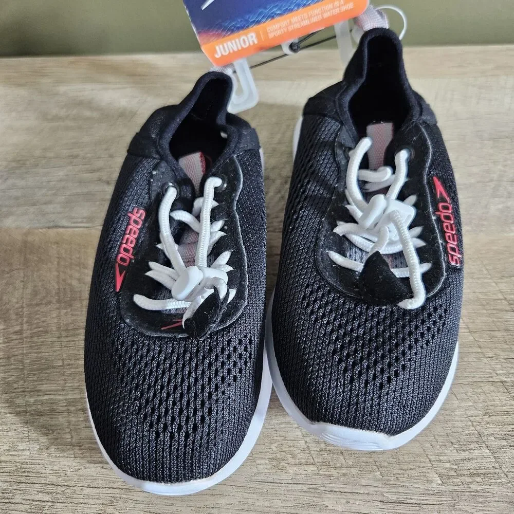 Speedo Surfwalker Pro Water Shoes Boys Swim Shoes Black Sz Sm 11-12 Junior NWT